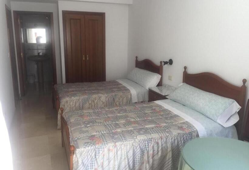 스탠다드 룸, Residencia Universidad