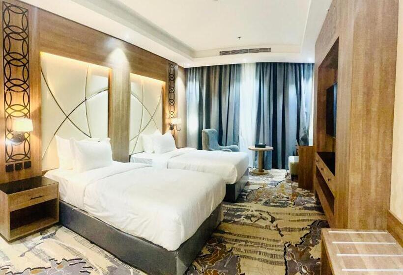Family Suite, Mirnian