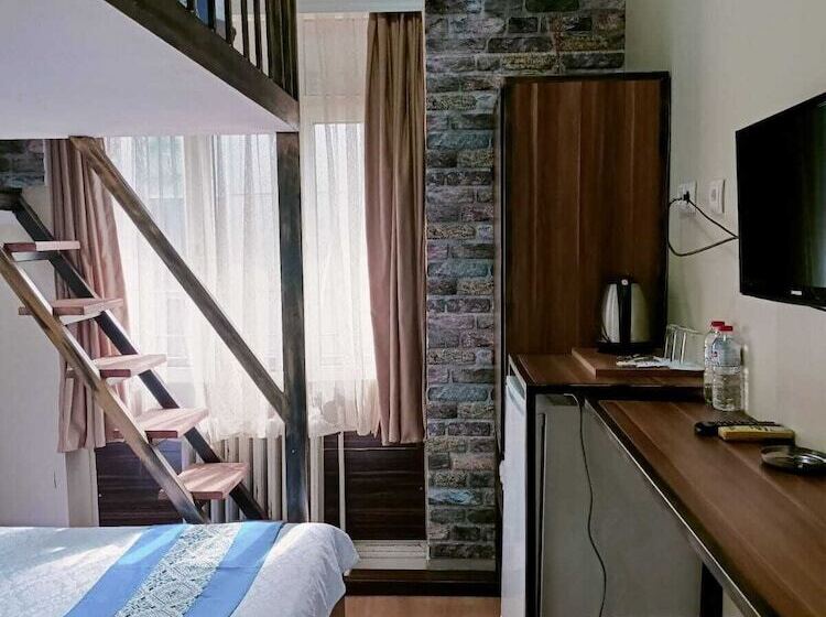 اتاق استاندارد سه نفره, The Time Hotel Adana
