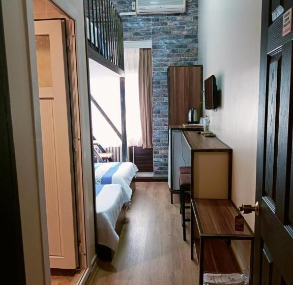 اتاق استاندارد سه نفره, The Time Hotel Adana
