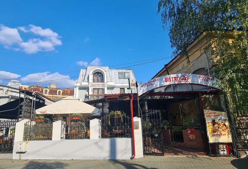 اتاق اکونومی, Bistro 29