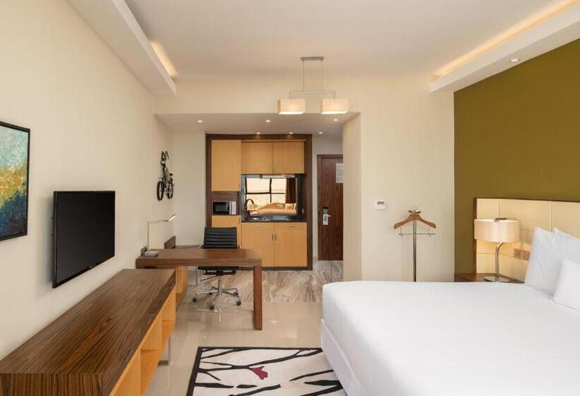 استودیوی سوپریور, Element By Westin Hotel Dar Es Salaam