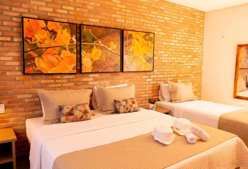 Трехместный Номер Deluxe, Pousada Das Flores
