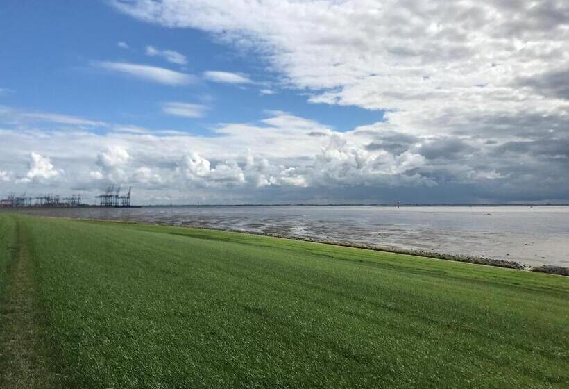 استودیو خانوادگی, Hausamhafen Bremerhaven Geestland