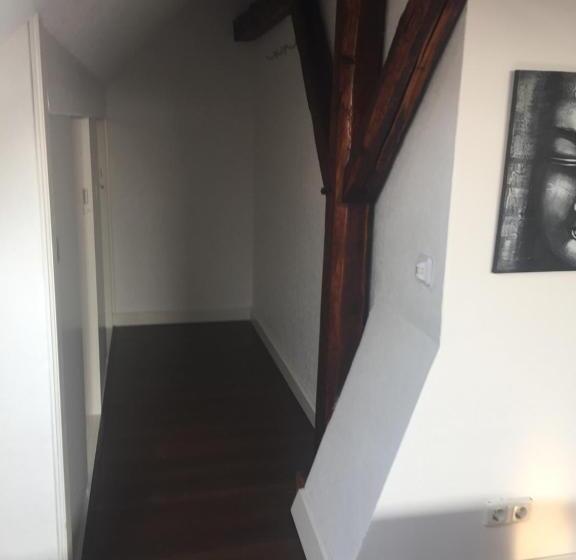 آپارتمان 1 خوابه, B&b  T Wehrzien