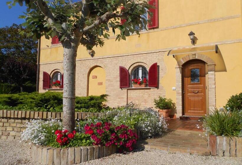 ファミリールーム, A Casa Di Pici