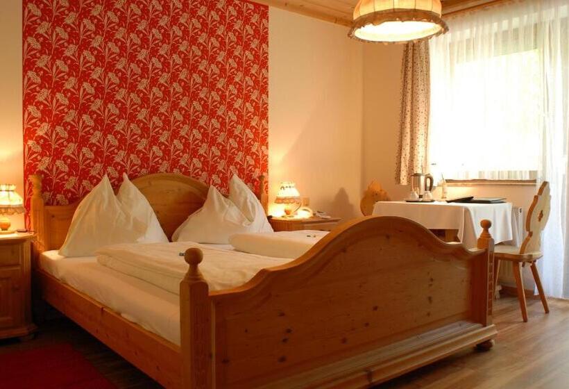 Номер Стандарт с Балконом, Bärnthaler Hotel Garni