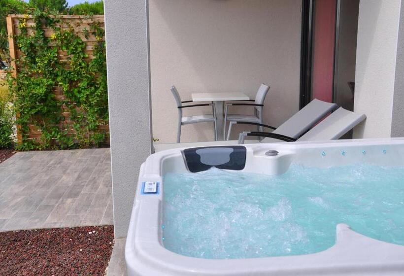Номер Престиж, Le Mas Du Terme