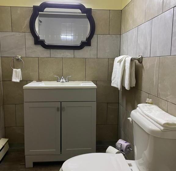 스탠다드 룸, Scottish Inn Near The Falls And Casino