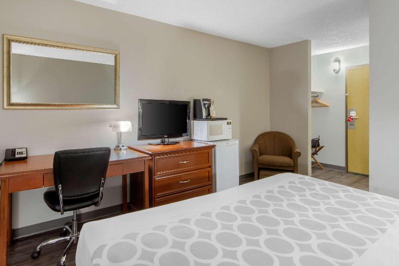 Номер Стандарт, Econo Lodge