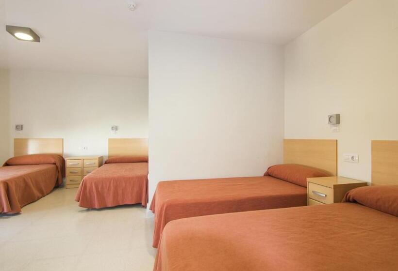 Standard Neljän Hengen Huone, Albergue Inturjoven Chipiona   Hostel