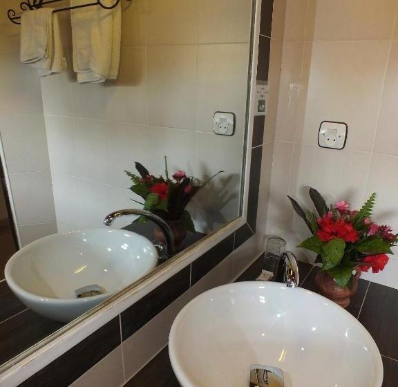 اتاق استاندارد با بالکن, Hôtel Kadiandoumagne