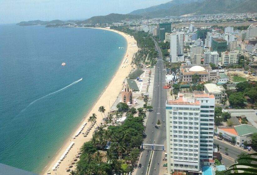 اتاق لوکس با چشم‌انداز دریا, Havana Nha Trang