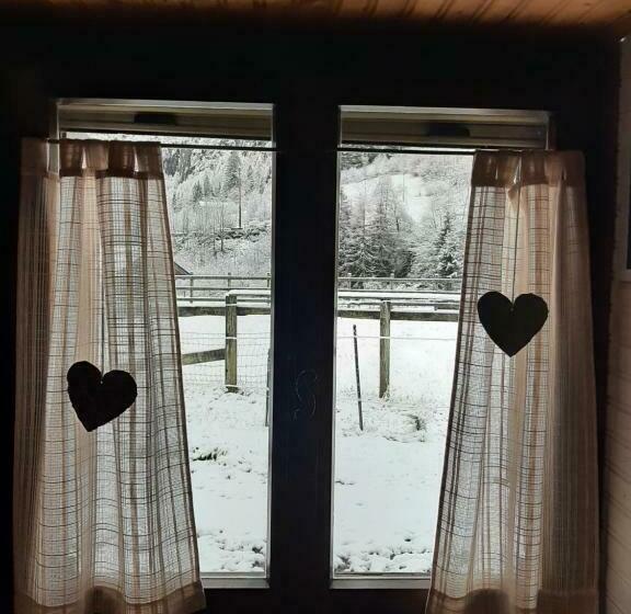 Четырехместный Номер Стандарт, Bed And Breakfast Campo Base