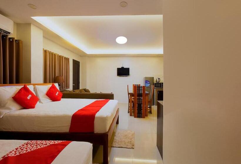 סוויטה משפחתית, Doña Aurora Condotel