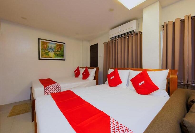 סוויטה משפחתית, Doña Aurora Condotel