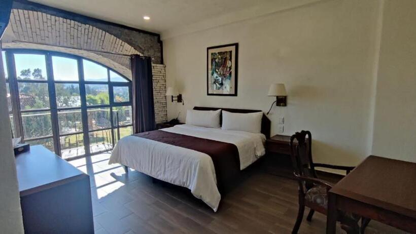 Quarto Estandar, Santa Cecilia La Mora Huasca