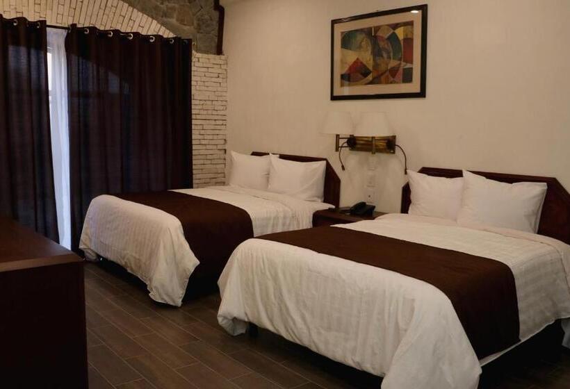 Quarto Familiar, Santa Cecilia La Mora Huasca