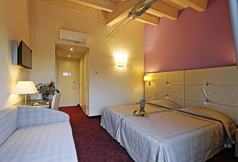 اتاق استاندارد سه نفره, Boutique Hotel Calzavecchio