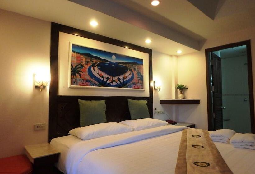 اتاق لوکس, Paradise Inn