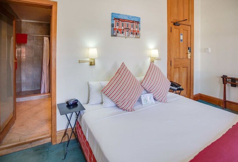 Quarto Estandar, The Cambridge