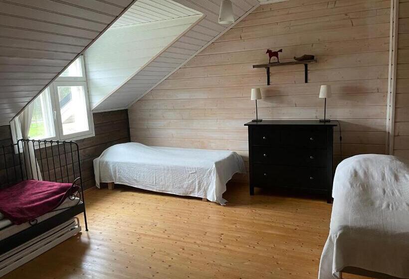 Трехместный Номер Стандарт Совместная Ванная, Purola Farm Guesthouse