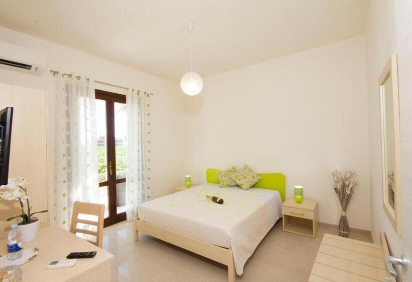 海景标准间带阳台, Villa Elios Guesthouse