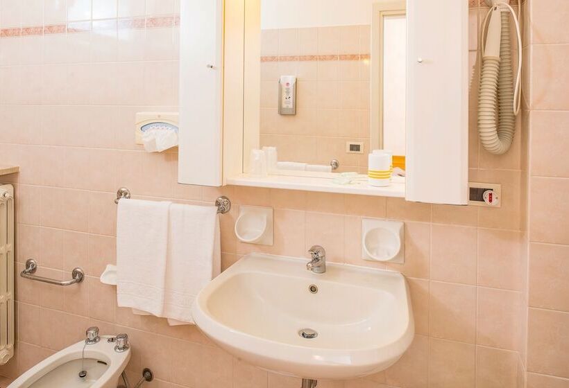 Номер Basic с Балконом, Taormina