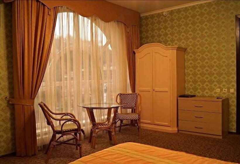 استودیوی استاندارد, Venecia