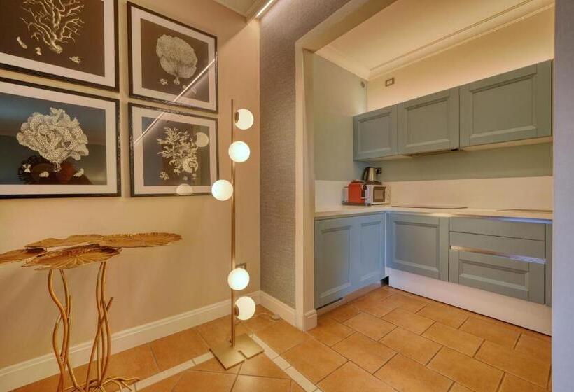 Апартаменты 2 Спальни с Бассейном, Palazzo Della Scala Spa Hotel Suites & Apartments
