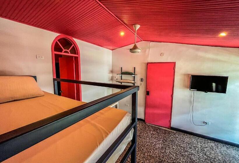 اتاق استاندارد سه تخته با بالکن, Fardo Hotel Boutique En Ibague   Zona G   Recepción Digital 24h