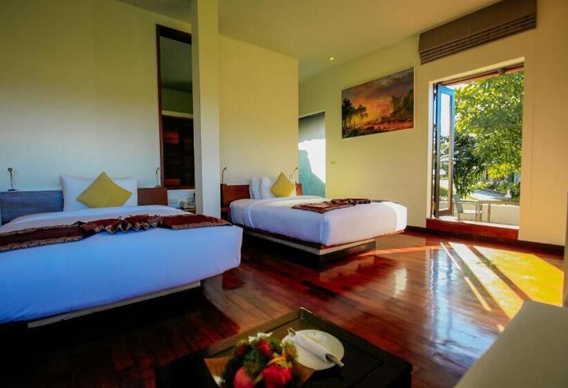 스탠다드 룸 킹사이즈 침대, Luang Prabang View