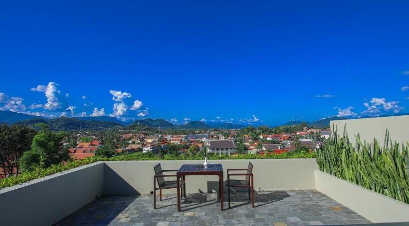 이그제큐티브 룸, Luang Prabang View