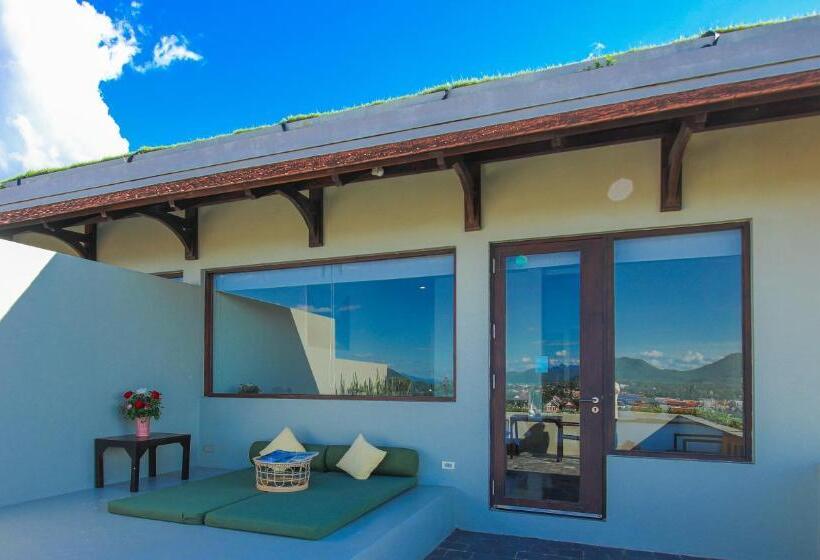 이그제큐티브 룸, Luang Prabang View