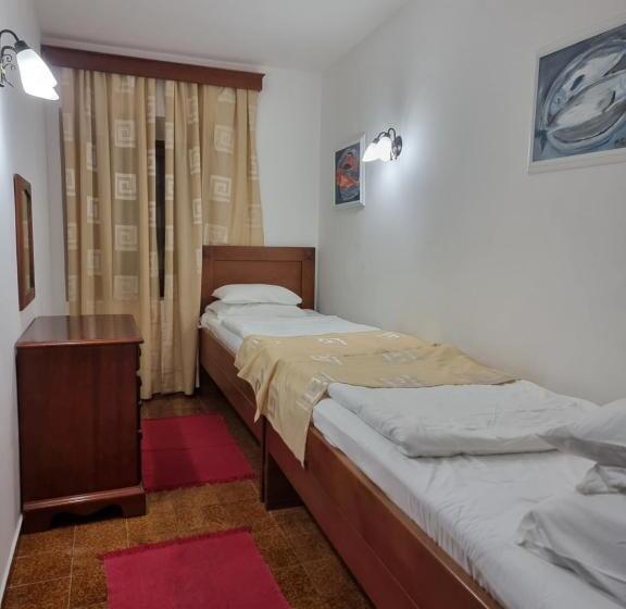 سوییت سوپریور با چشم‌انداز دریا, Palata Venezia