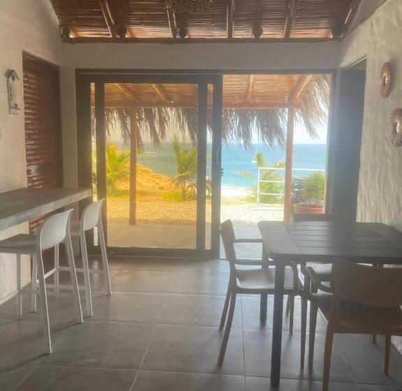 Номер Стандарт Вид на Море с Балконом, Marina Bungalows