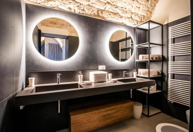 اتاق لوکس, Pirano Suite E Spa