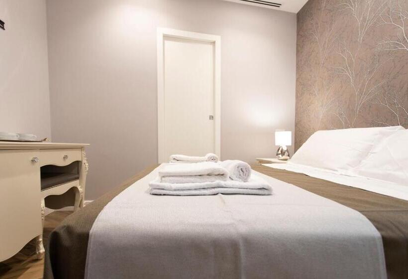 اتاق لوکس, B&b Palazzo Fracassini