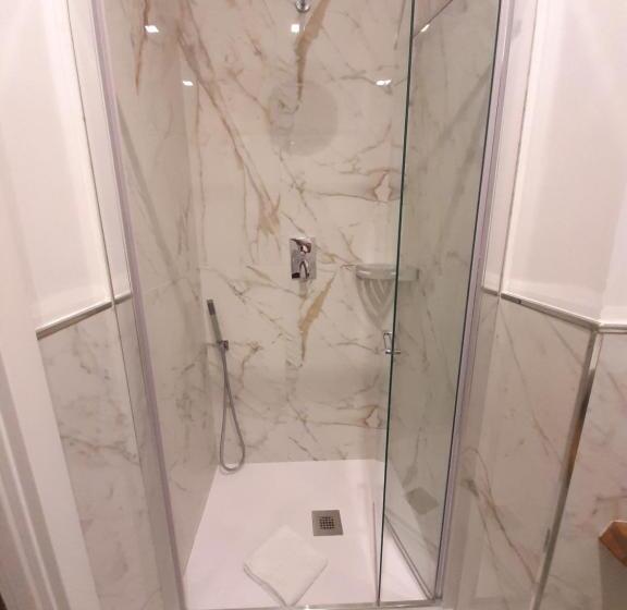 اتاق لوکس, B&b Palazzo Fracassini