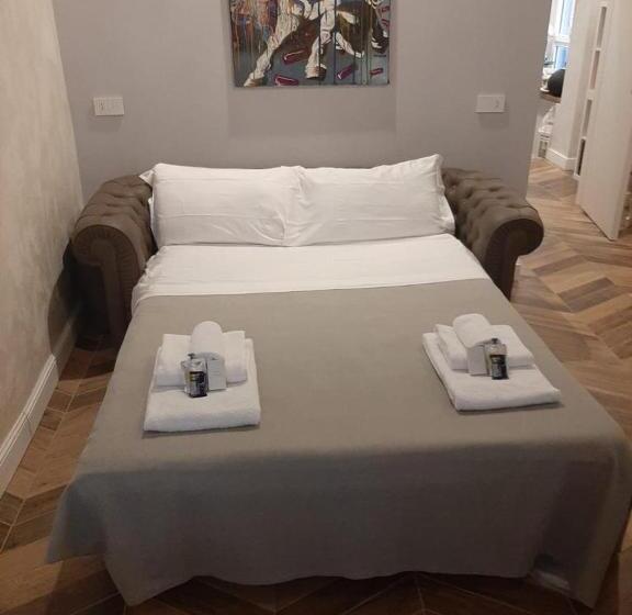 اتاق لوکس چهار تخته, B&b Palazzo Fracassini