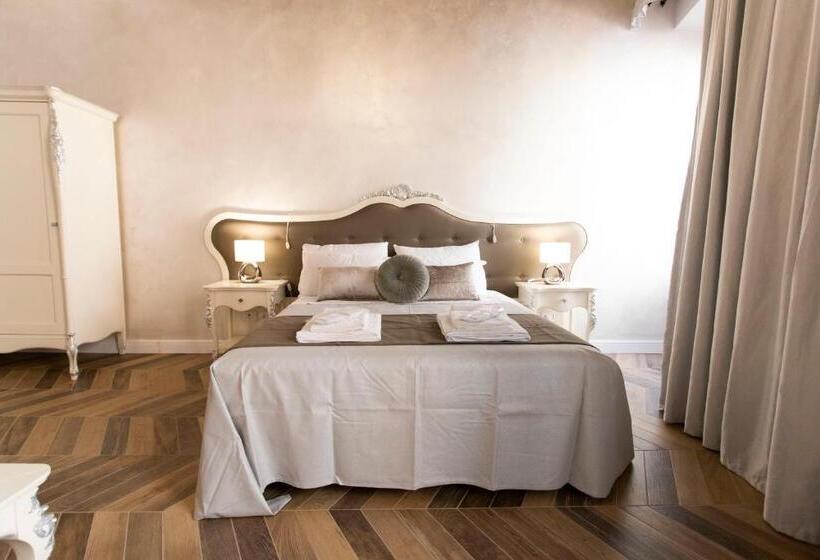 اتاق لوکس چهار تخته, B&b Palazzo Fracassini