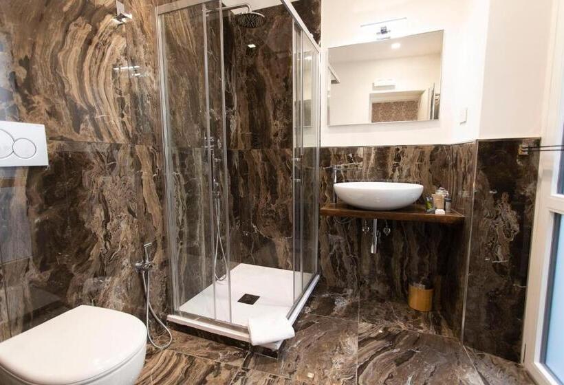 اتاق استاندارد با تخت بزرگ, B&b Palazzo Fracassini