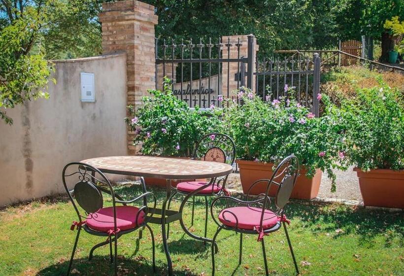 آپارتمان 1 خوابه همکف, Casalantico