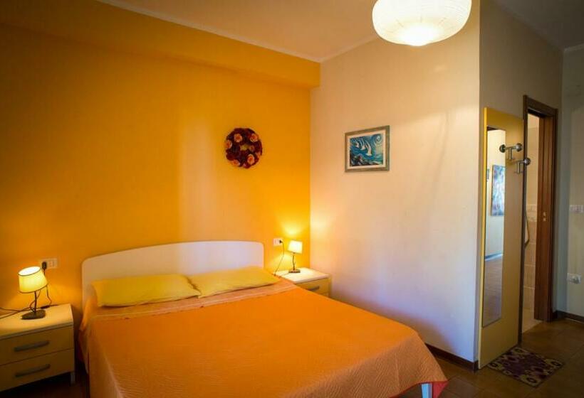 Quarto Estandar, Bed And Breakfast Sapore Di Mare A 50 Mt Dalla Spiaggia