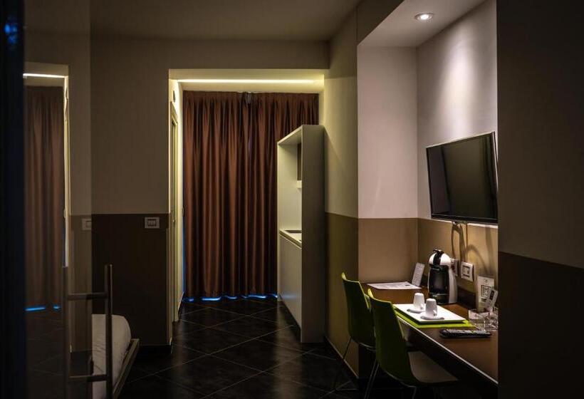 اتاق استاندارد یک نفره, 57 Reshotel Orio