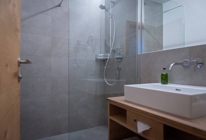 Standart Oda, Alpines Gourmet Hotel Montanara