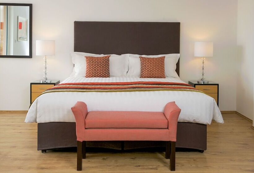 Студия Deluxe, Escala Hotel & Suites