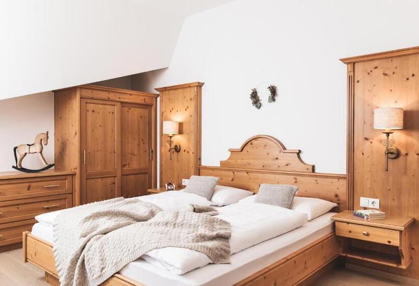 Семейное Студио, Alpines Gourmet Hotel Montanara