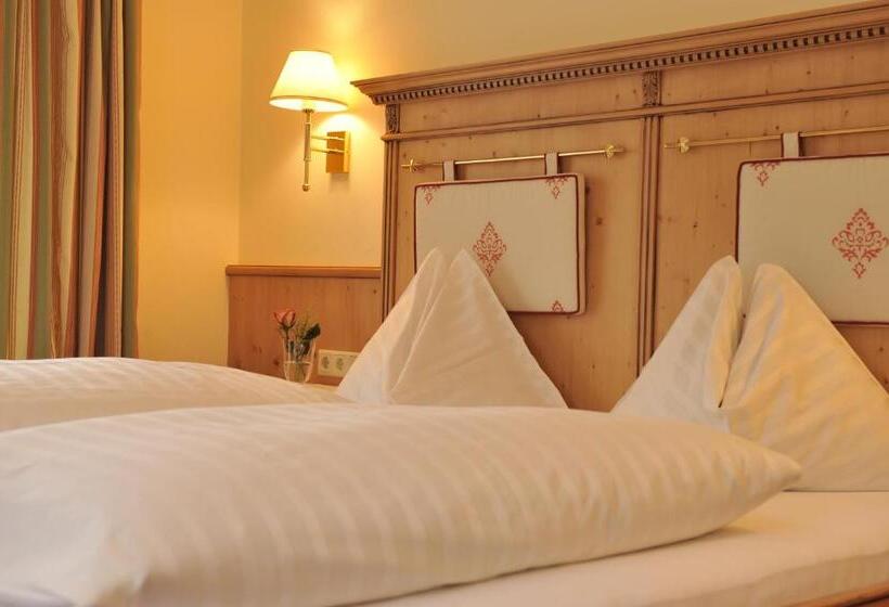 Номер Стандарт Индивидуальный, Alpines Gourmet Hotel Montanara