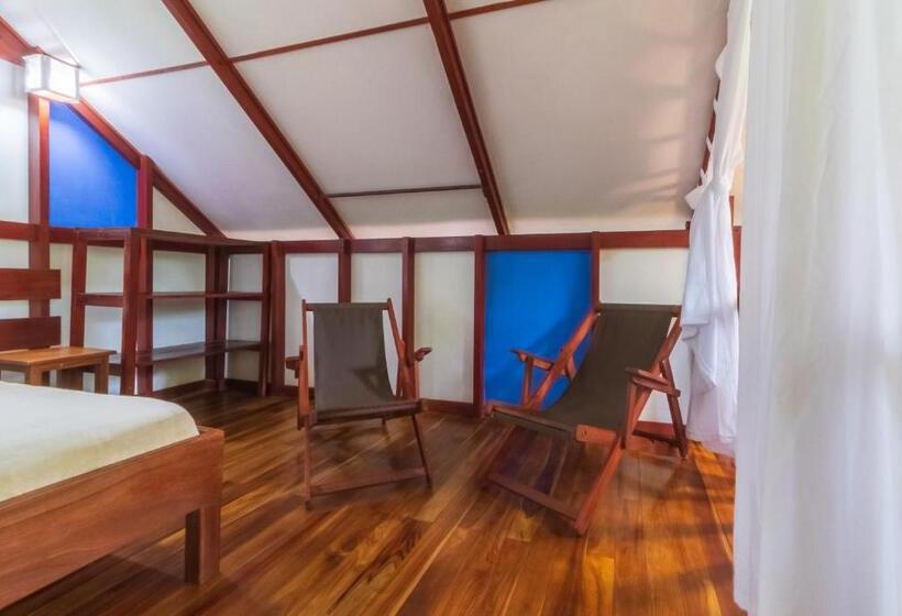 ‫فيلا غرفة نوم واحدة, Namuwoki Lodge